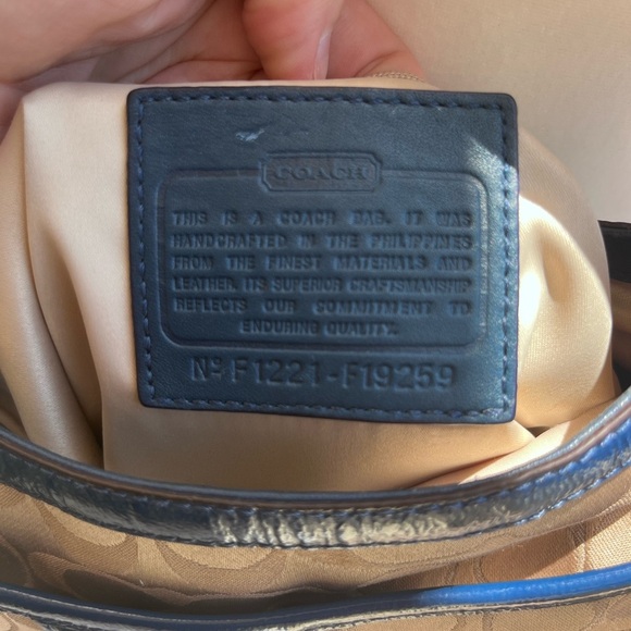 Coach F19259 Penelope Crossbody – Sateen & Patent Leather - Picture 6 of 9